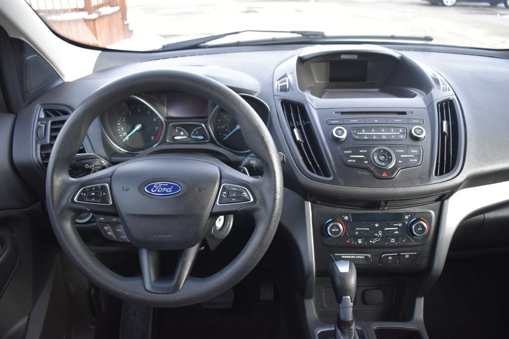 2017 Ford Escape Image 17