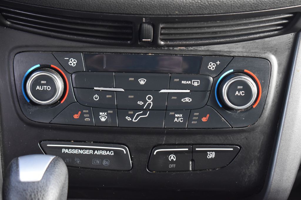 2017 Ford Escape Image 19