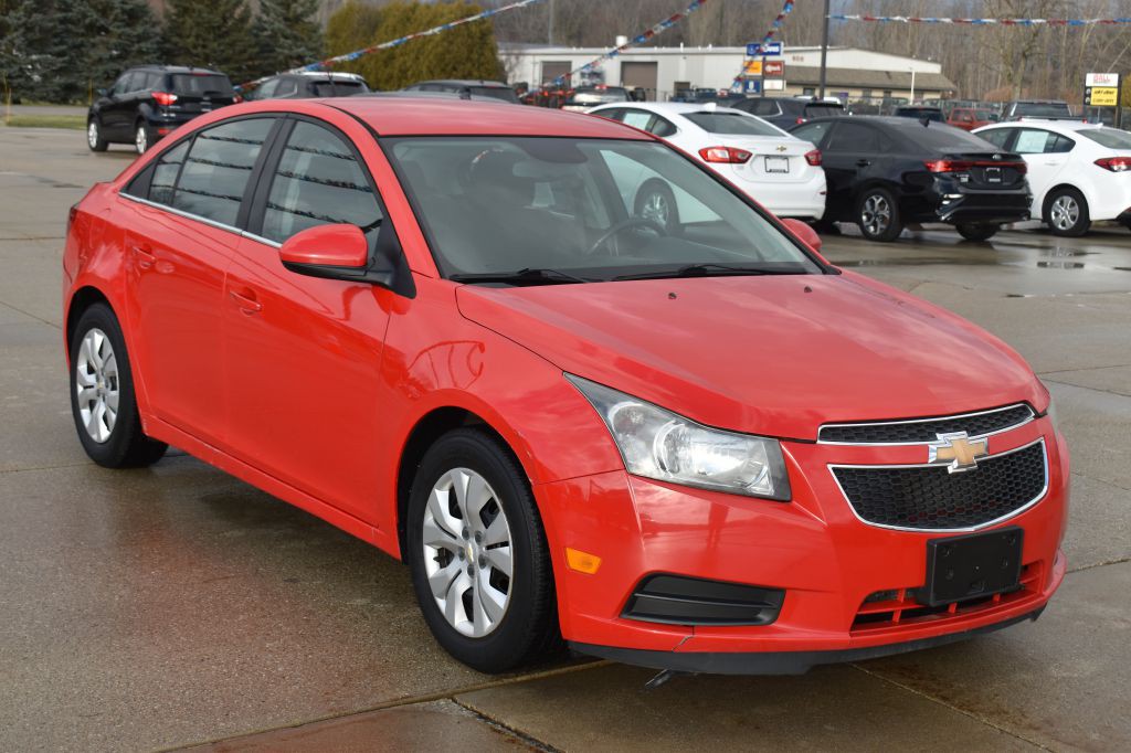 2014 Chevrolet Cruze Image 1