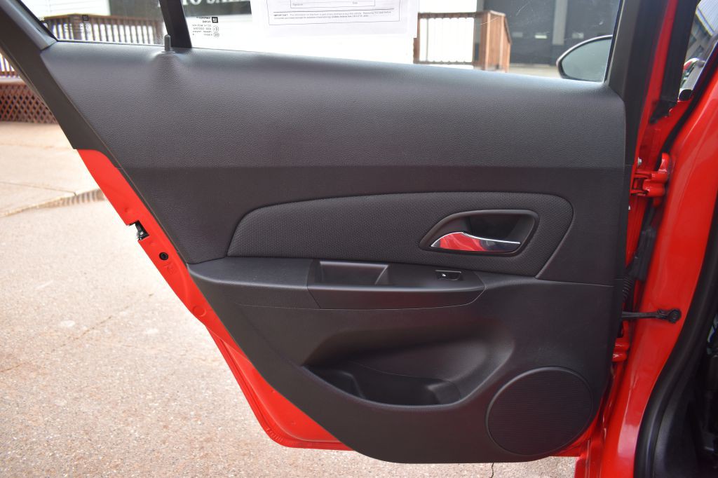 2014 Chevrolet Cruze Image 21