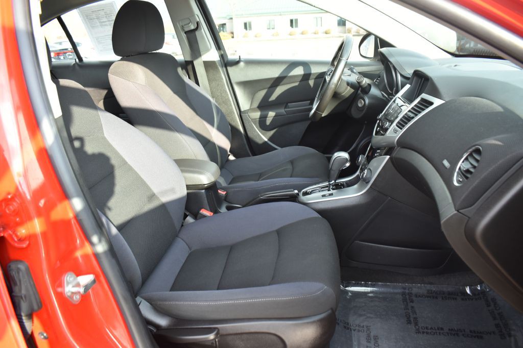 2014 Chevrolet Cruze Image 28