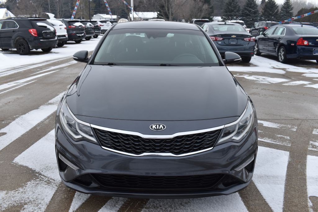 2020 Kia Optima Image 8