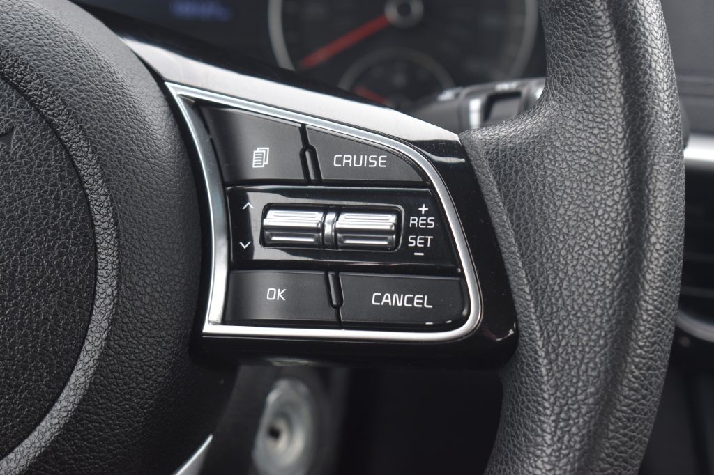 2020 Kia Optima Image 17