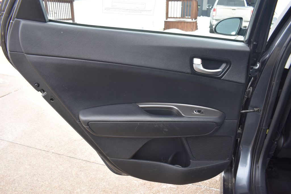 2020 Kia Optima Image 19