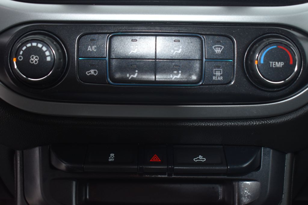 2015 Chevrolet Colorado Image 16