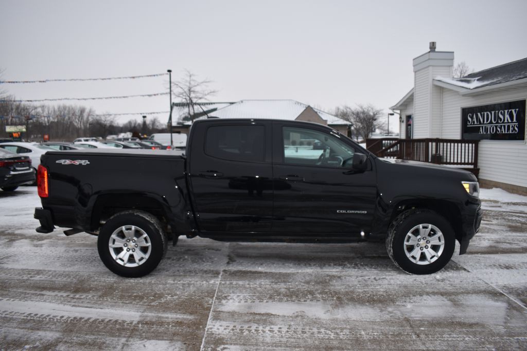 2021 Chevrolet Colorado Image 2