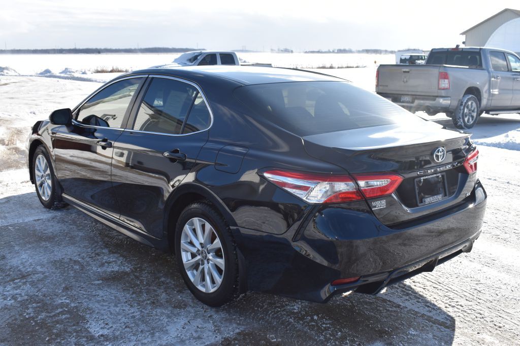 2020 Toyota Camry Image 5