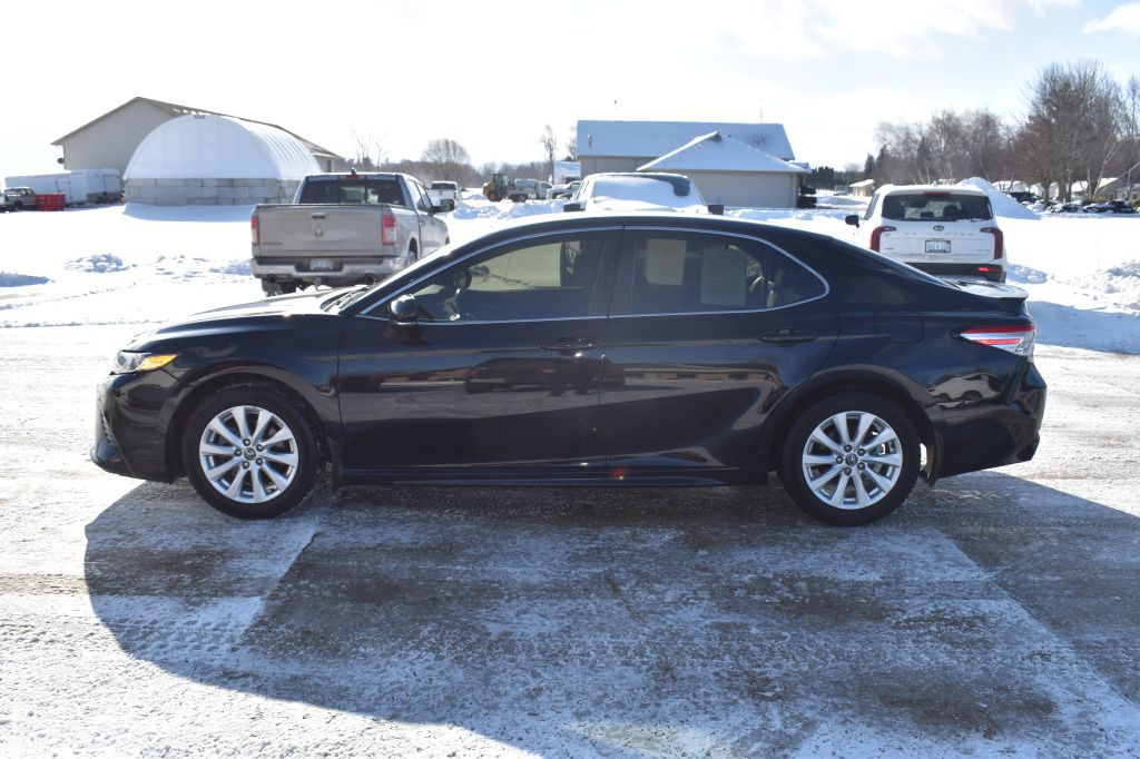 2020 Toyota Camry Image 6