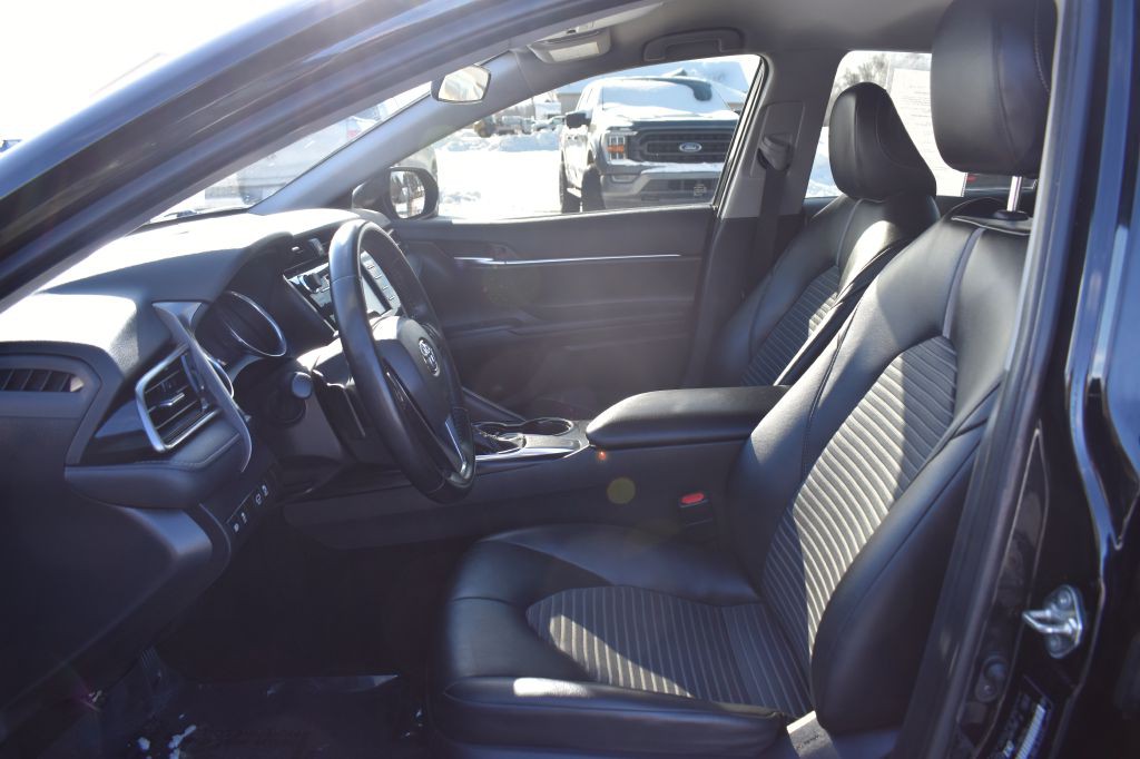 2020 Toyota Camry Image 13