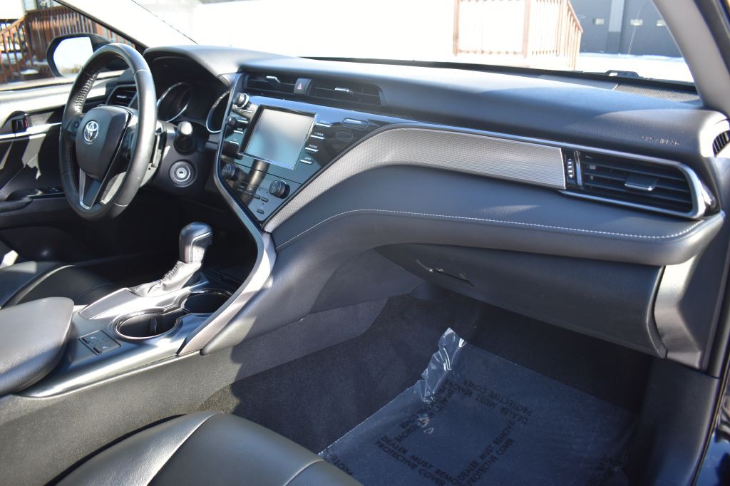 2020 Toyota Camry Image 28