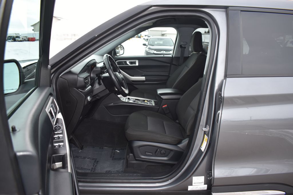 2022 Ford Explorer Image 11