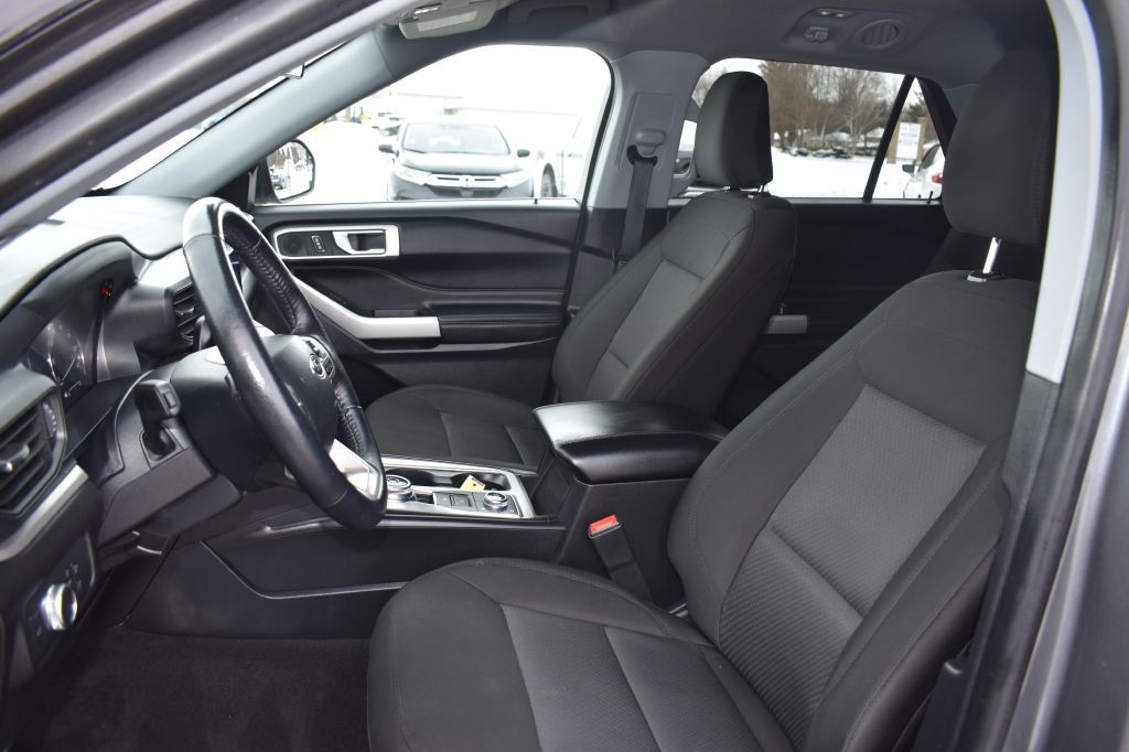 2022 Ford Explorer Image 12