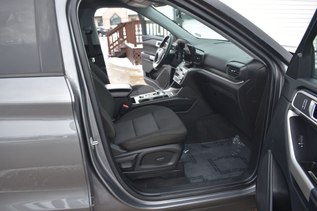 2022 Ford Explorer Image 25