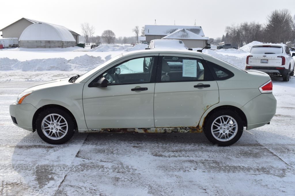 2011 Ford Focus Image 6