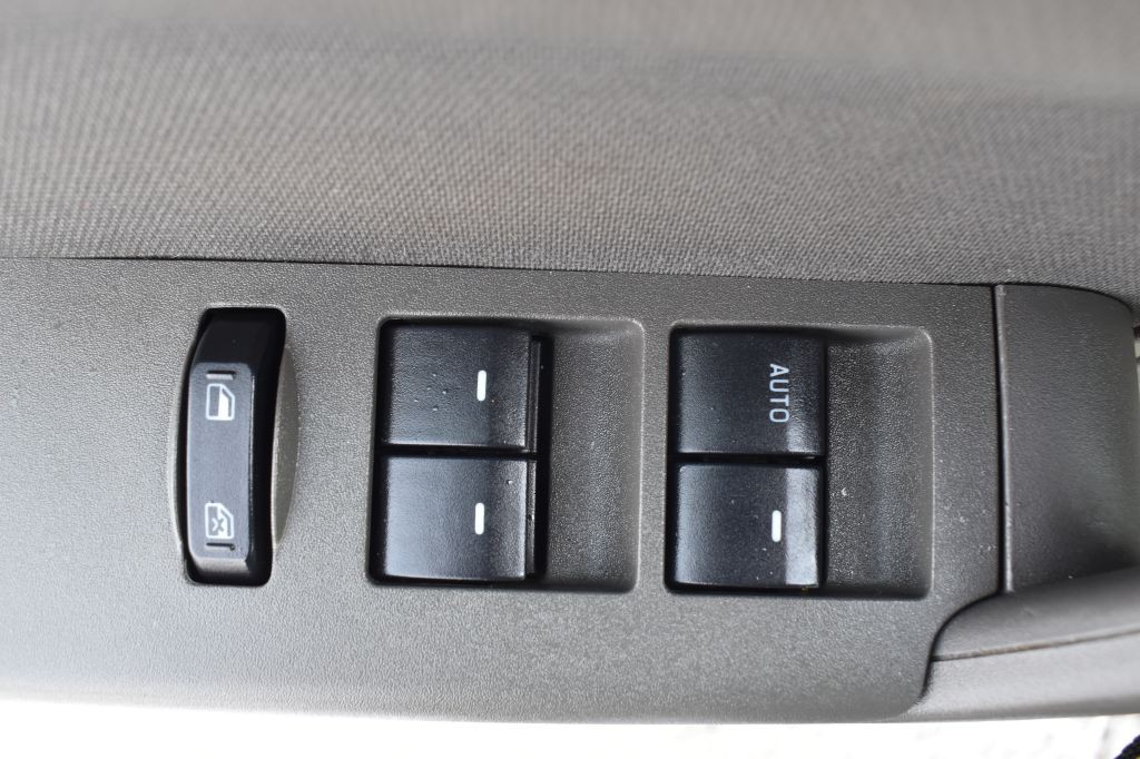 2011 Ford Focus Image 11