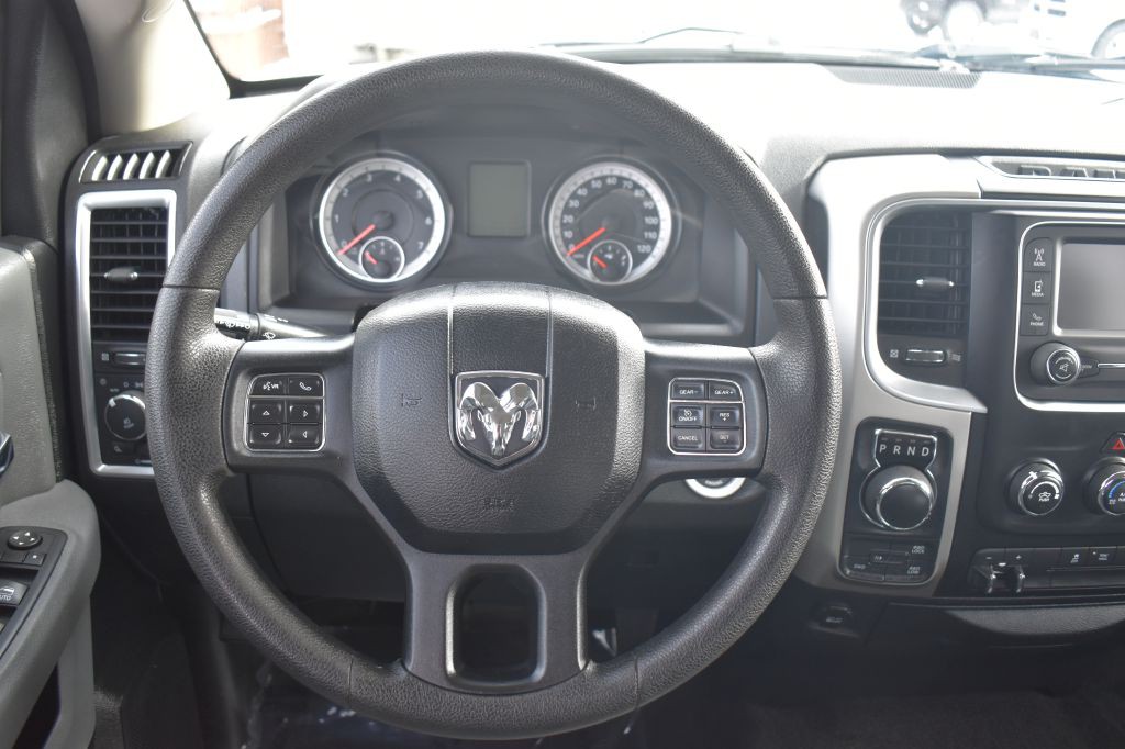 2017 RAM 1500 Image 16