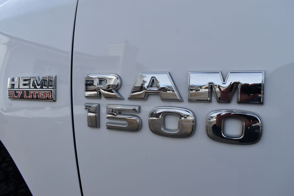 2017 RAM 1500 Image 28
