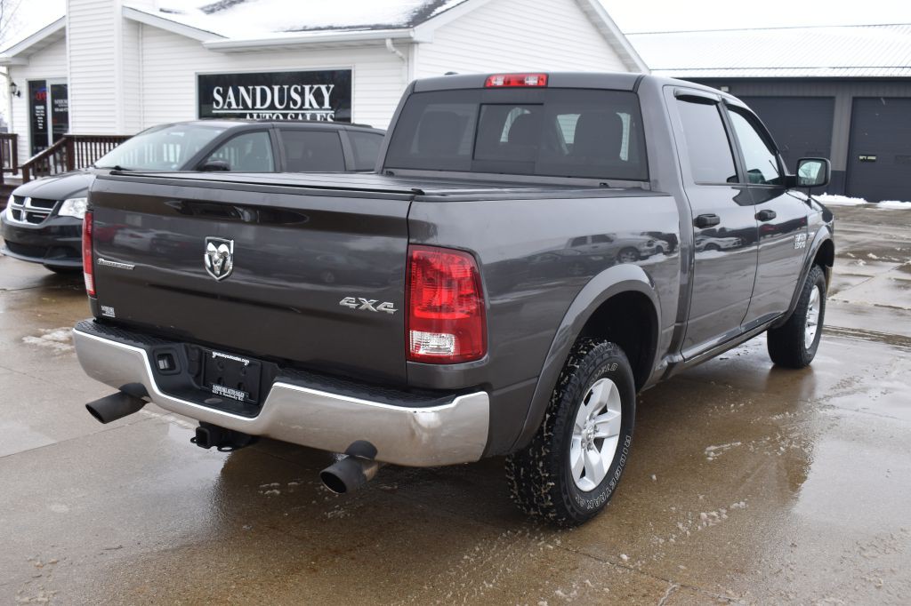 2017 RAM 1500 Image 3