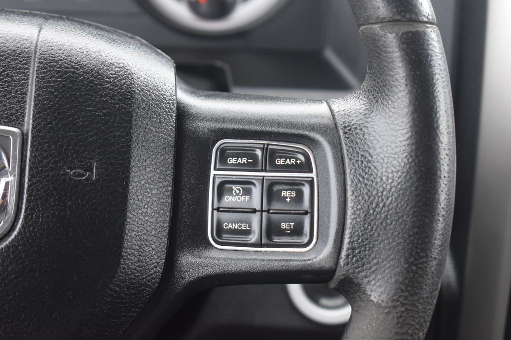 2017 RAM 1500 Image 17