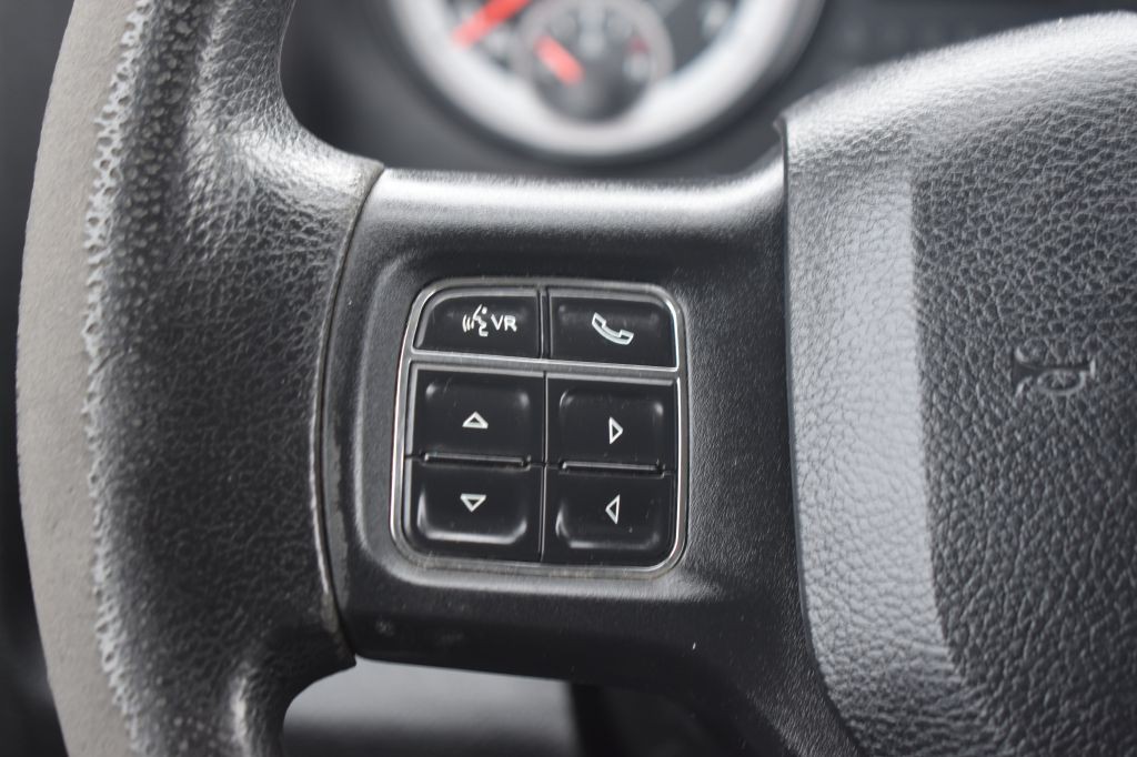 2017 RAM 1500 Image 18