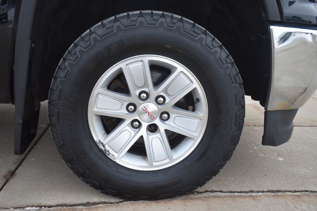 2018 GMC Sierra Image 9