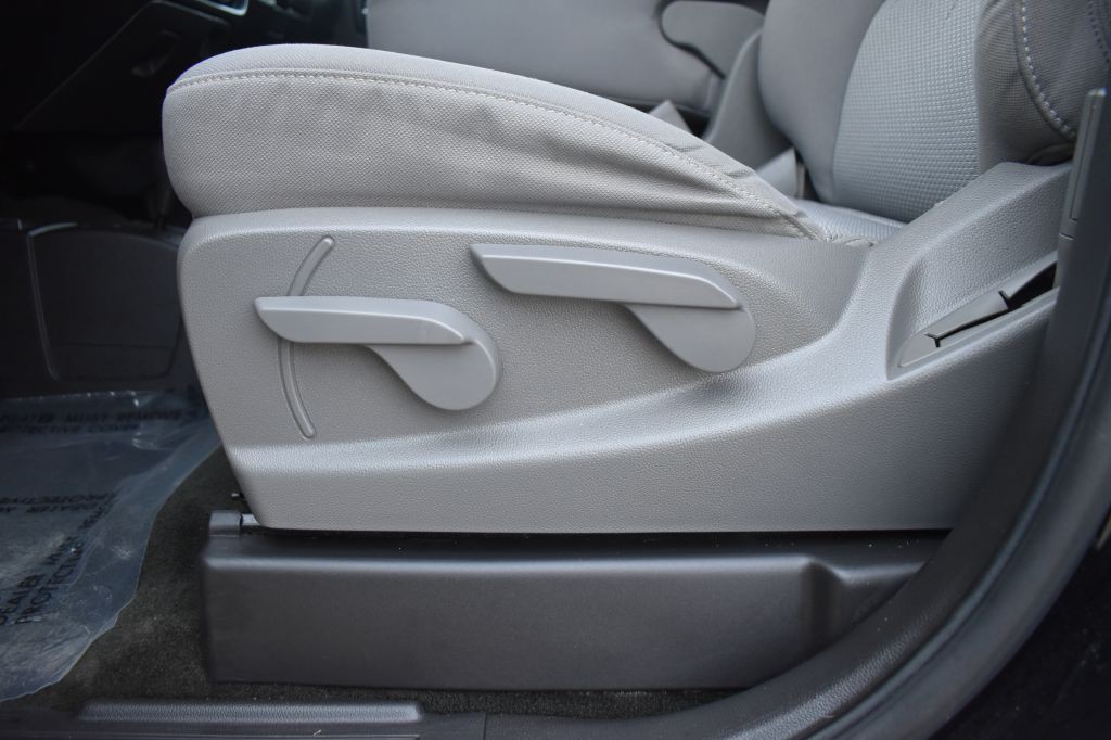 2018 GMC Sierra Image 12