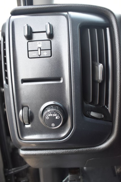 2018 GMC Sierra Image 18