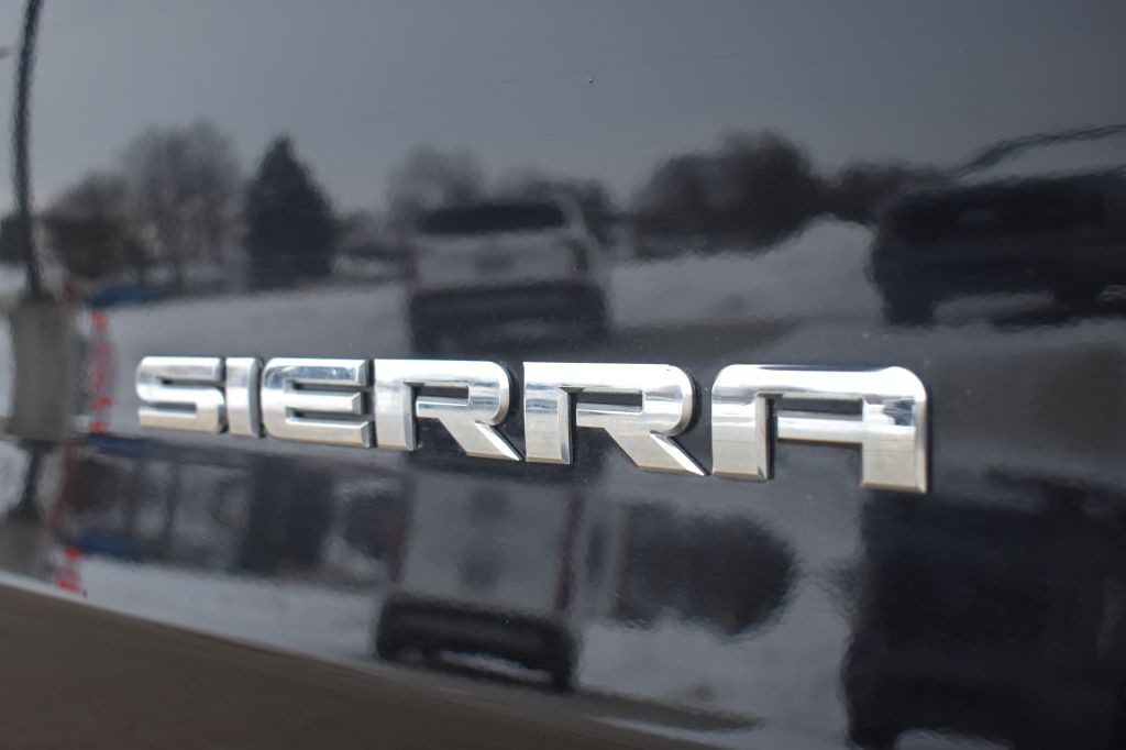 2018 GMC Sierra Image 26