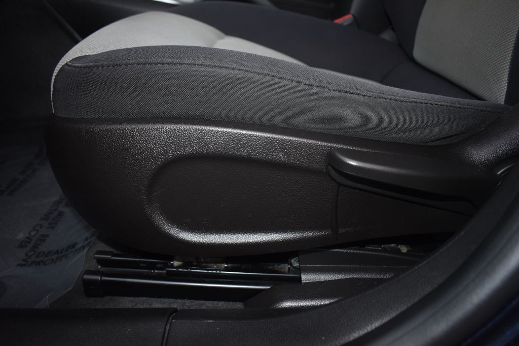 2015 Chevrolet Cruze Image 12