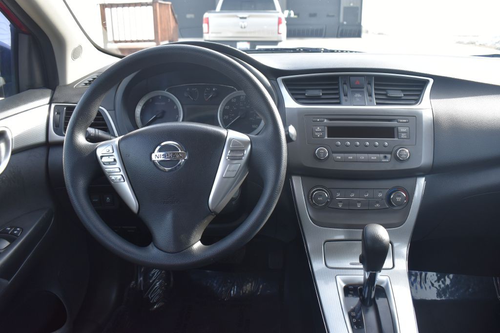 2014 Nissan Sentra Image 13
