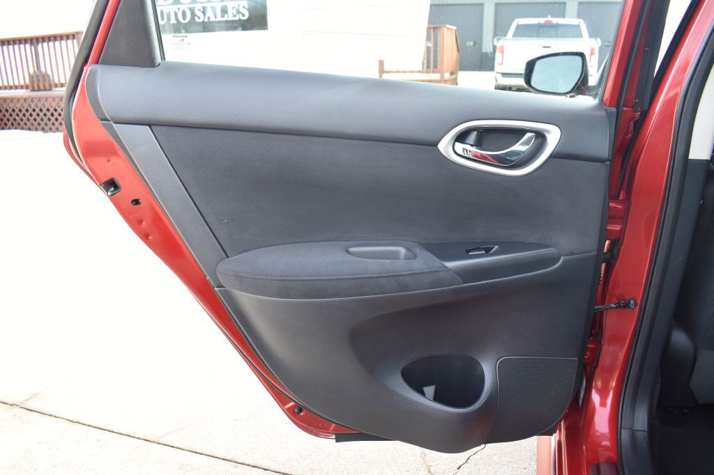 2014 Nissan Sentra Image 18