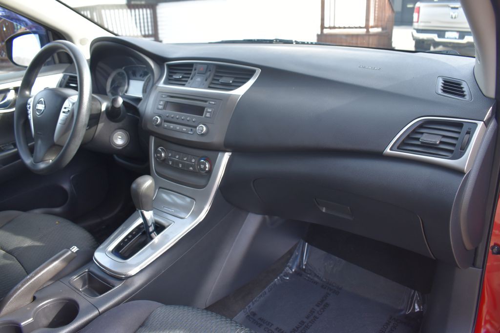 2014 Nissan Sentra Image 25