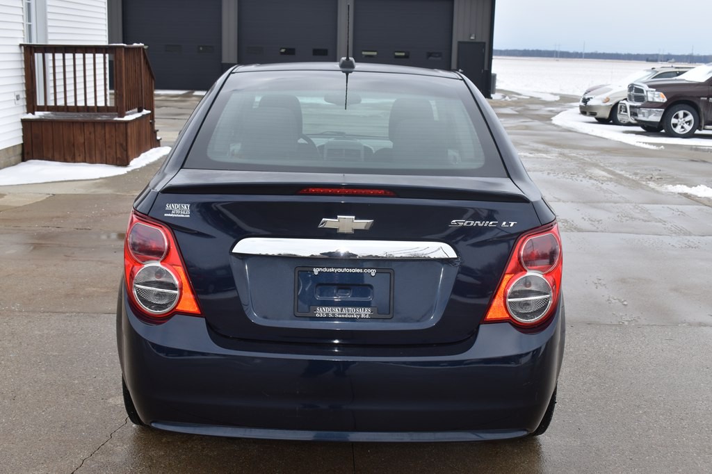 2015 Chevrolet Sonic Image 4