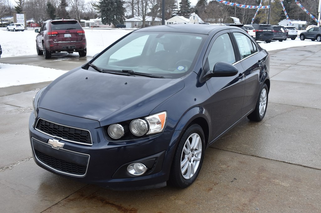 2015 Chevrolet Sonic Image 7