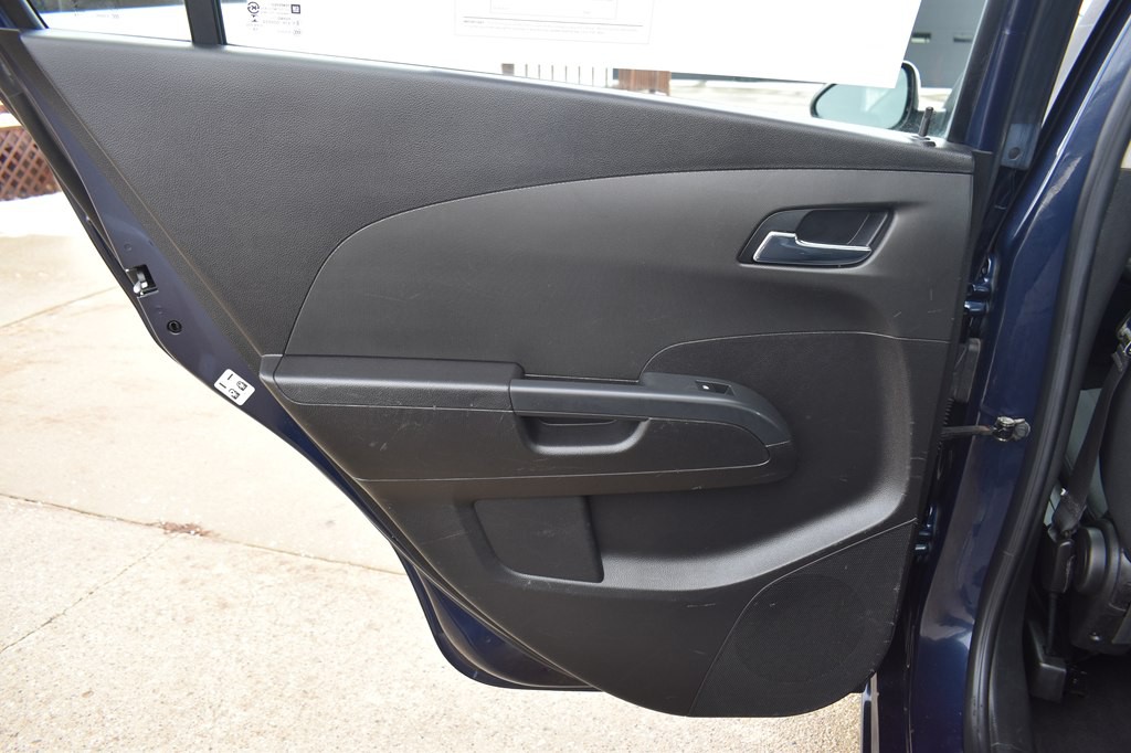 2015 Chevrolet Sonic Image 19