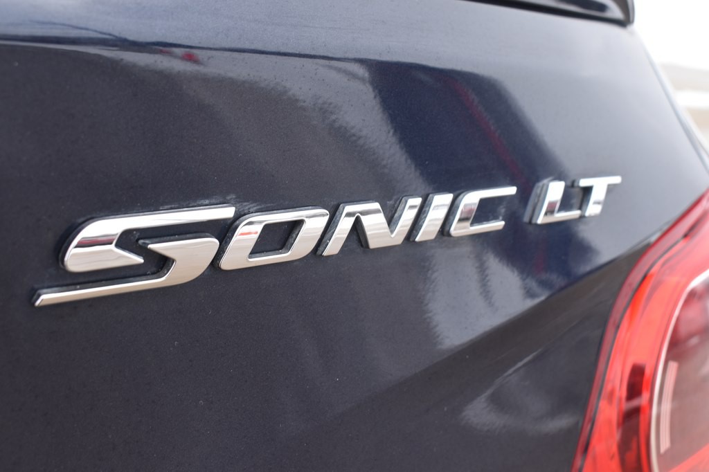 2015 Chevrolet Sonic Image 27