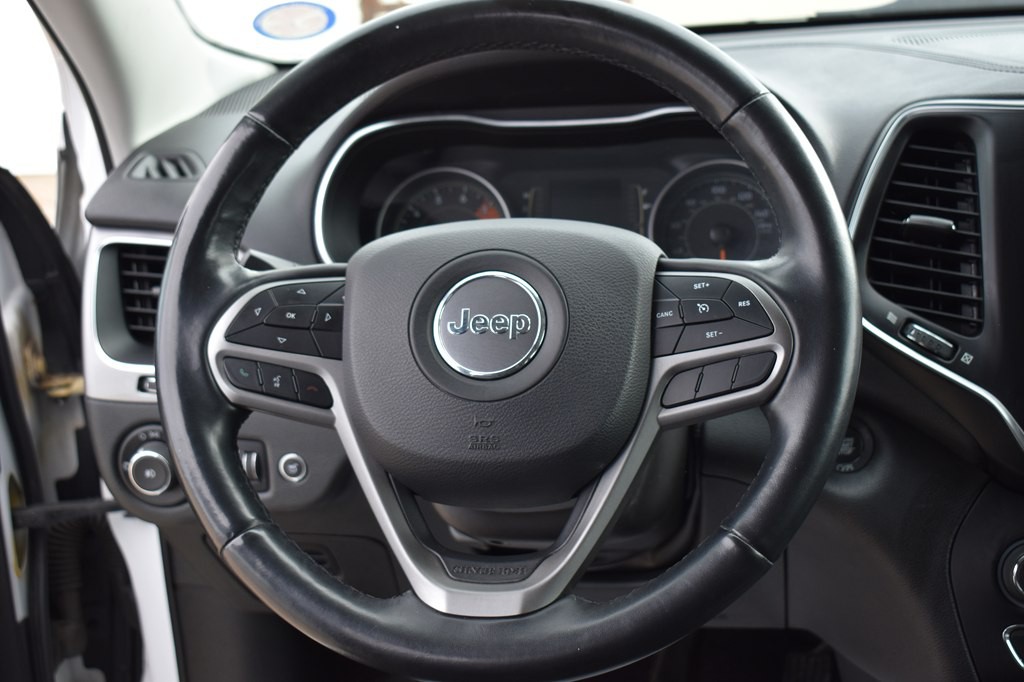 2019 Jeep Cherokee Image 17