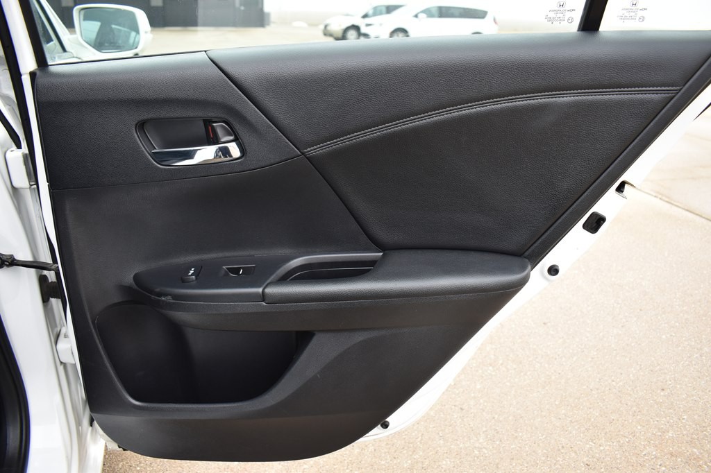 2014 Honda Accord Image 22