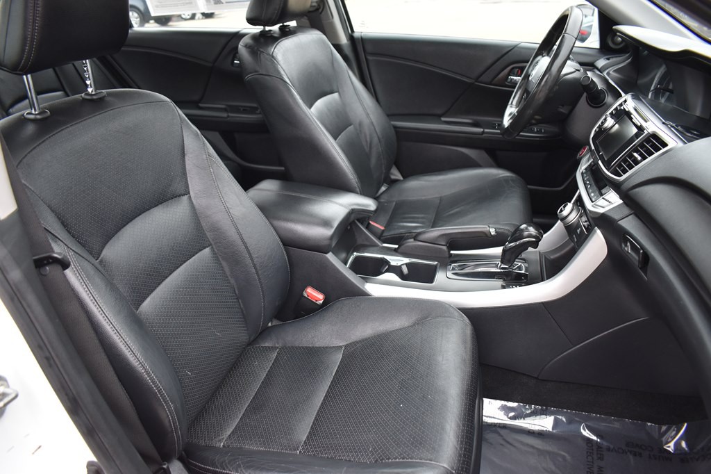 2014 Honda Accord Image 25