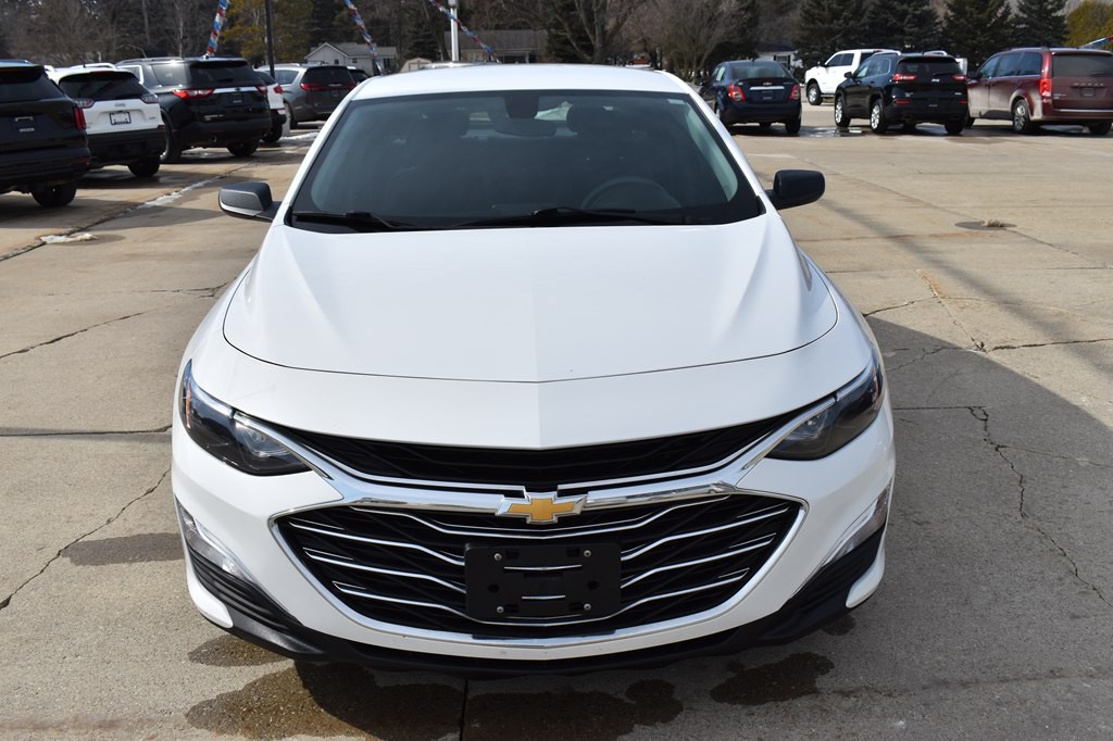 2022 Chevrolet Malibu Image 8