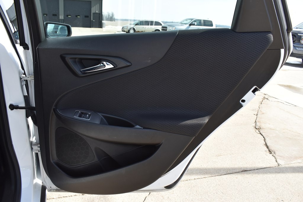 2022 Chevrolet Malibu Image 21