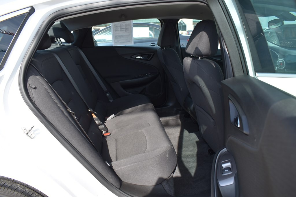 2022 Chevrolet Malibu Image 22