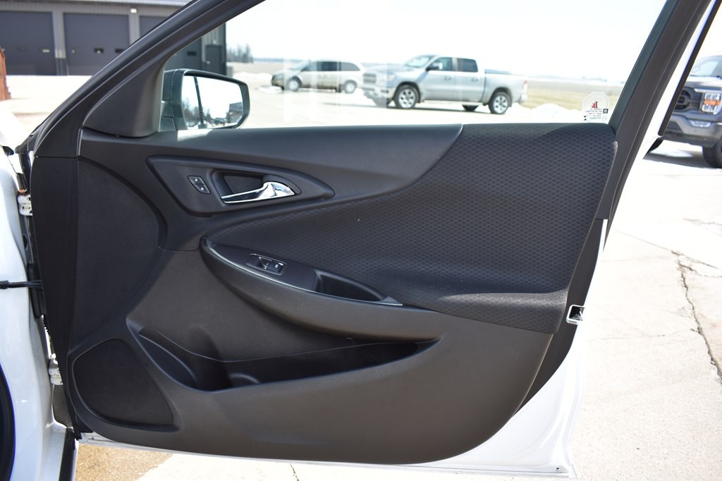 2022 Chevrolet Malibu Image 23