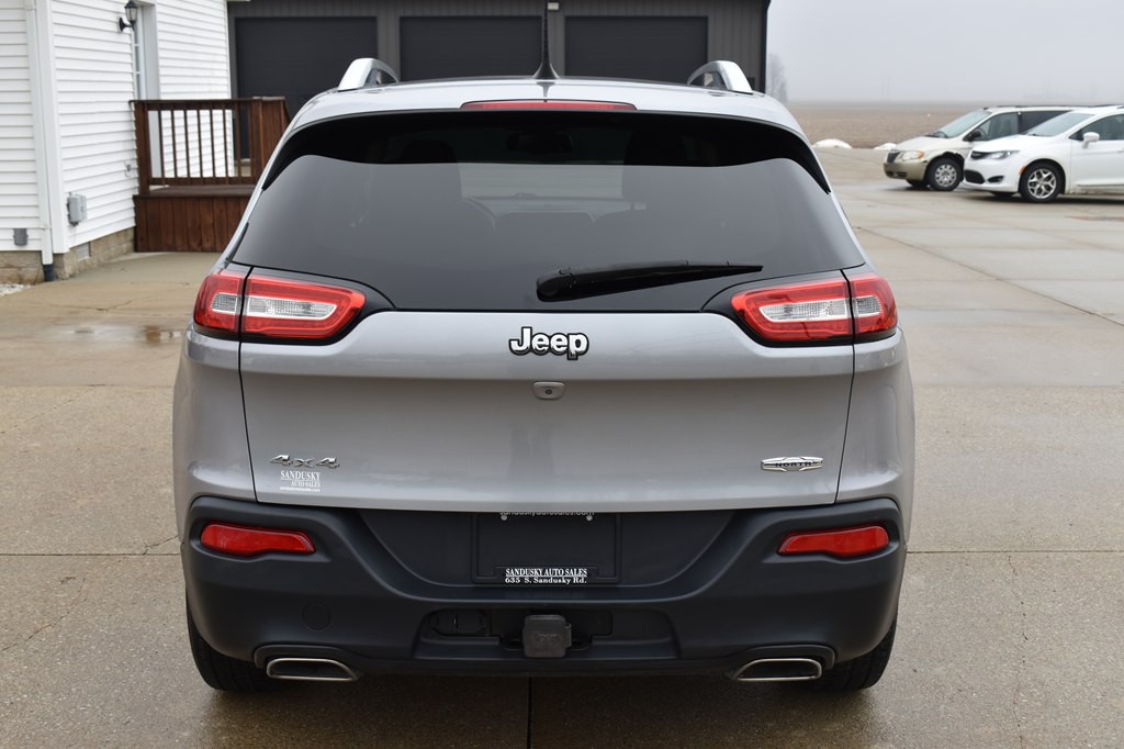 2017 Jeep Cherokee Image 4
