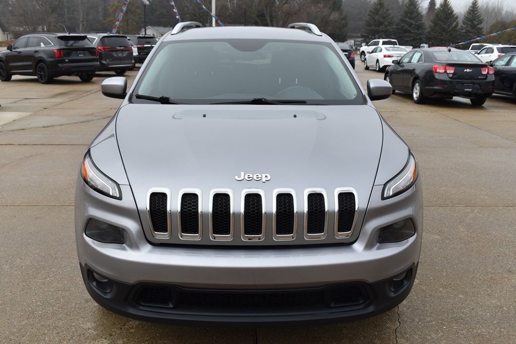 2017 Jeep Cherokee Image 8