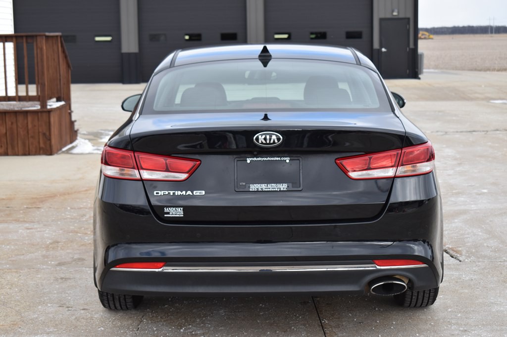 2018 Kia Optima Image 4