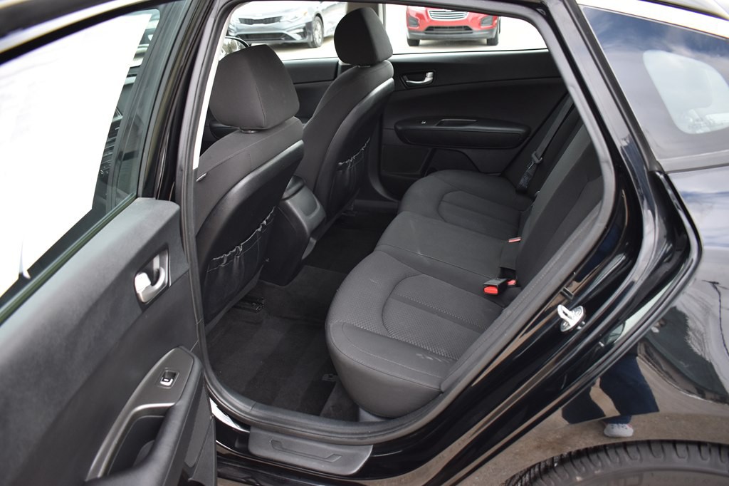 2018 Kia Optima Image 12