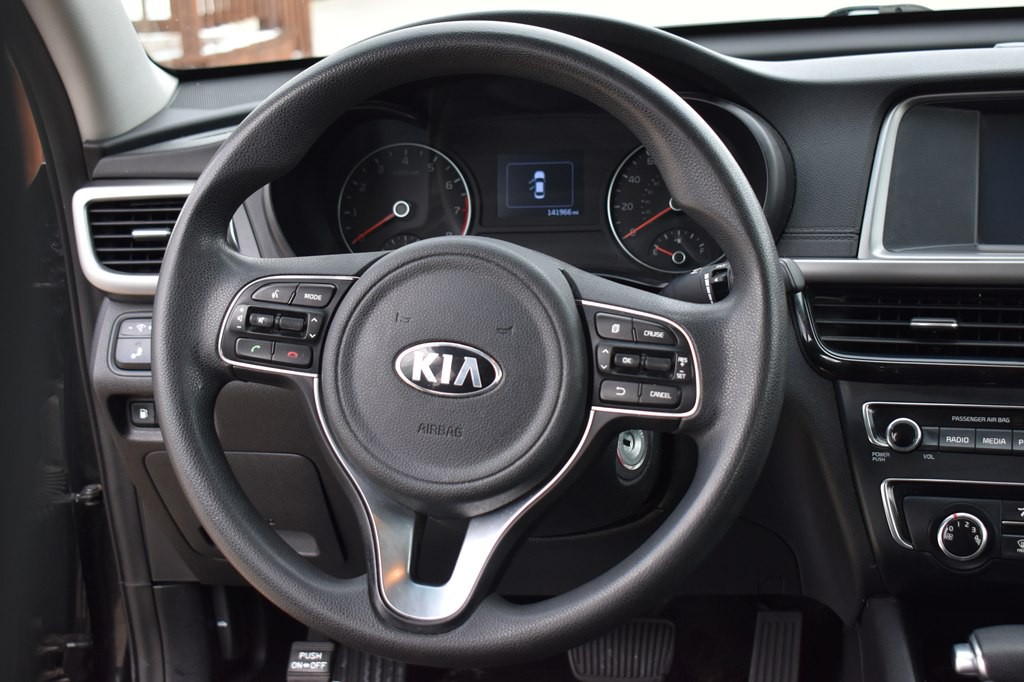 2018 Kia Optima Image 16
