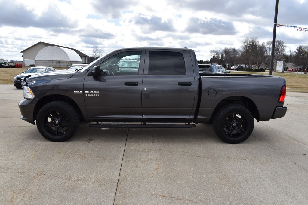 2017 RAM 1500 Image 6