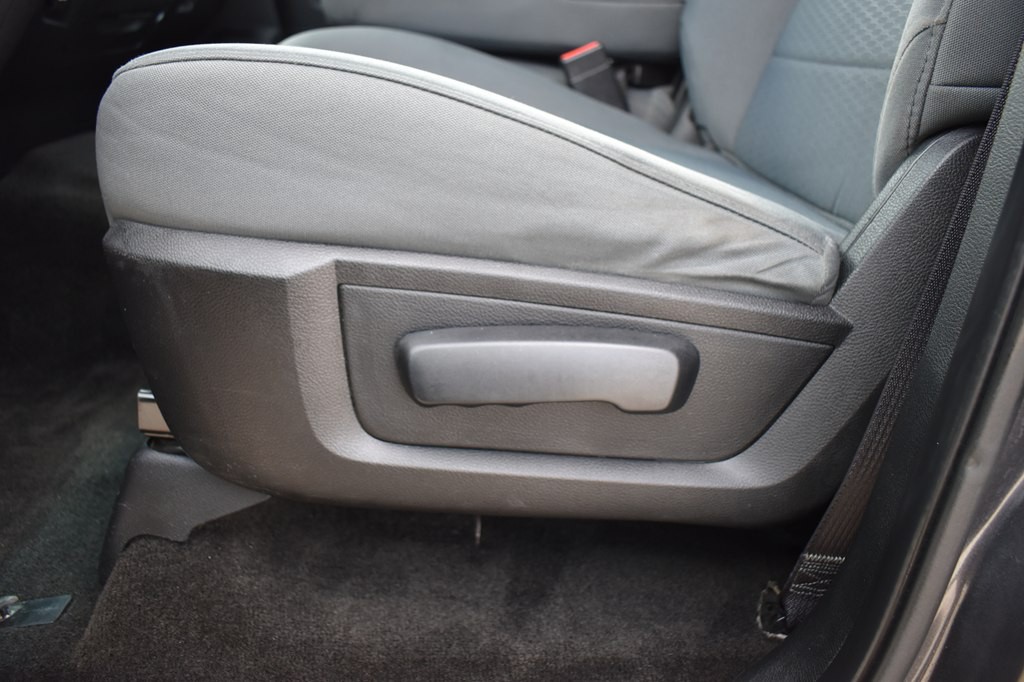 2017 RAM 1500 Image 12